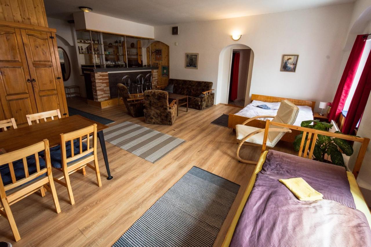 Hotel Red Point Tabor Zewnętrze zdjęcie