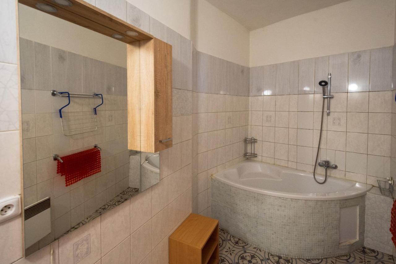 Hotel Red Point Tabor Zewnętrze zdjęcie